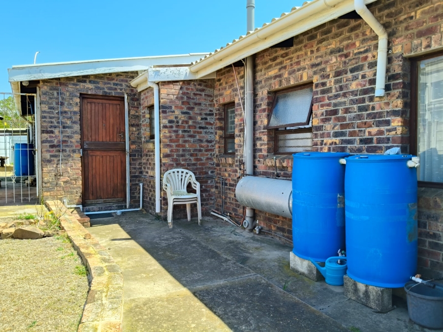 3 Bedroom Property for Sale in Wavecrest Eastern Cape